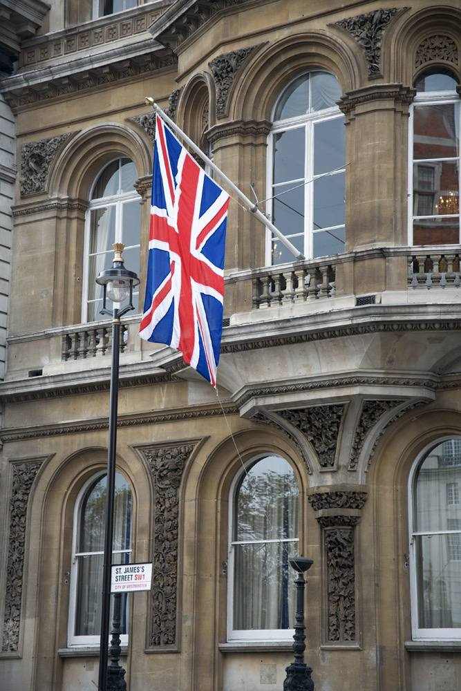 A picture of UK flag