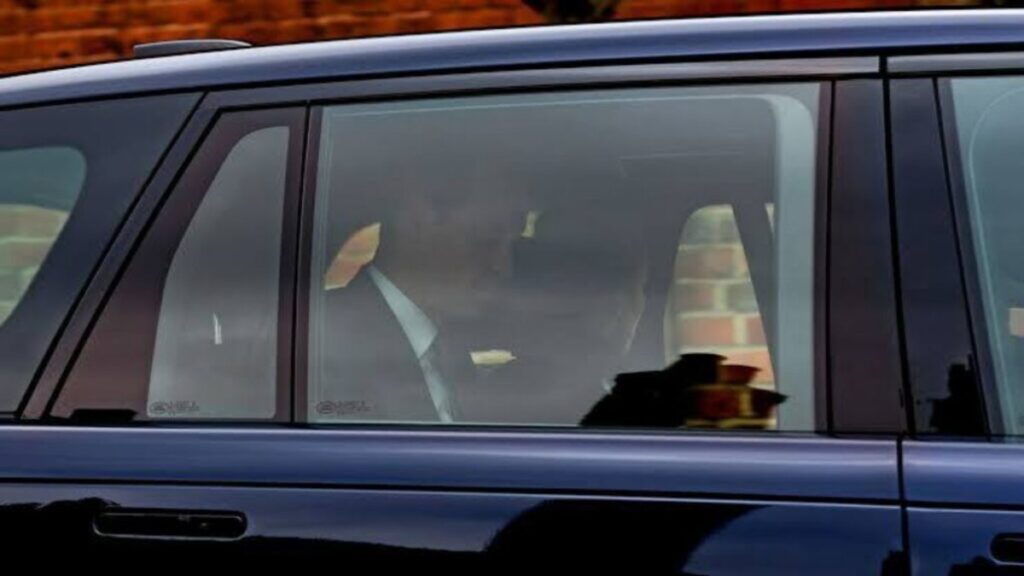 Kate Middleton and Prince William's car photo