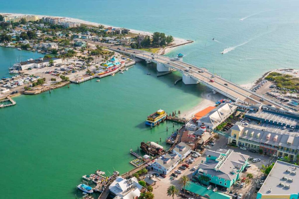 A picture of Madeira Beach.