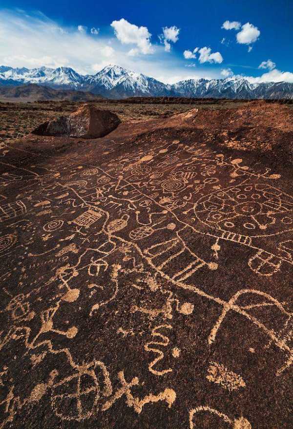 A picture of an ancient drawing on a mountain