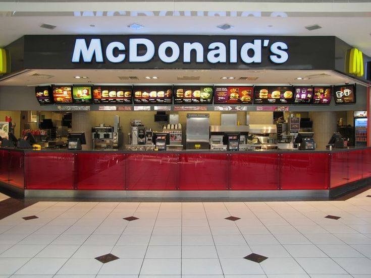 A picture of McDonald's fast food restaurant