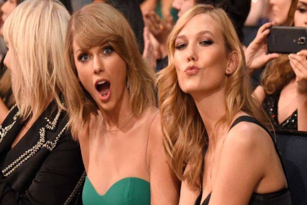 A picture of Karlie Kloss and Taylor Swift