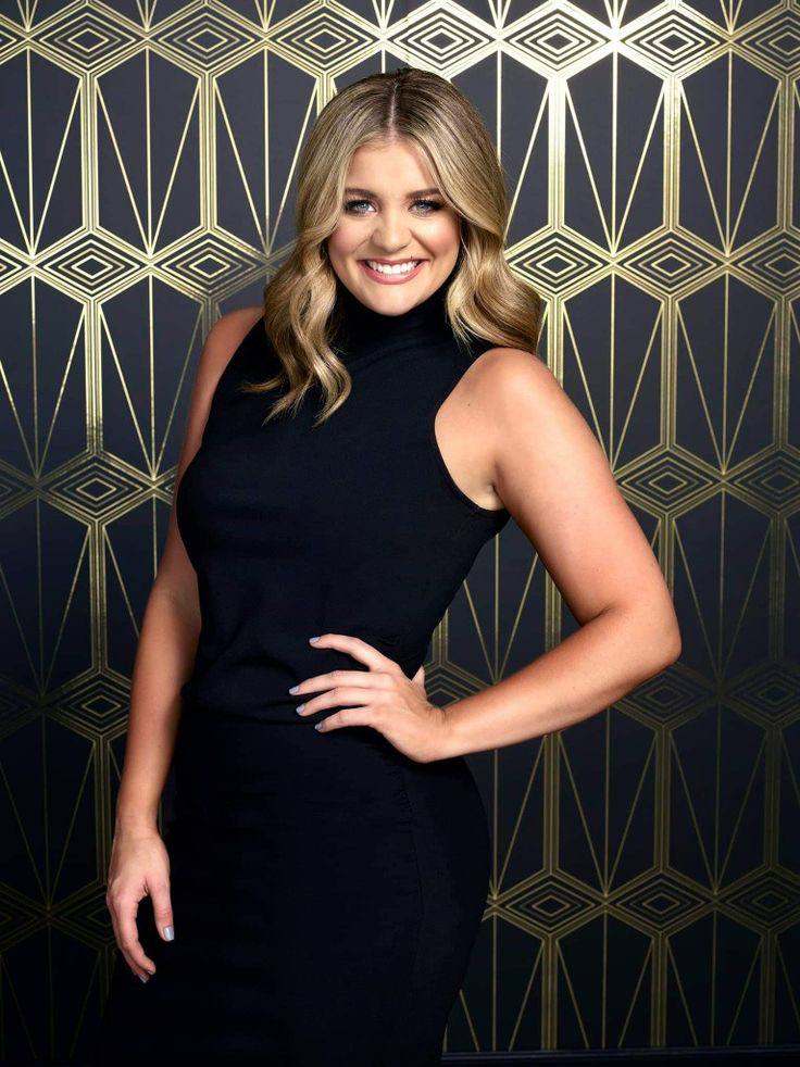 A picture of Lauren Alaina