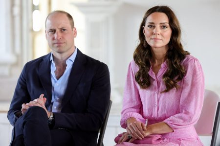 A picture of Kate Middleton and prince william