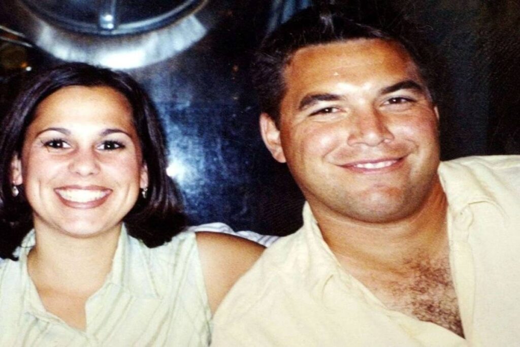 A picture of Scott Peterson and Laci Peterson