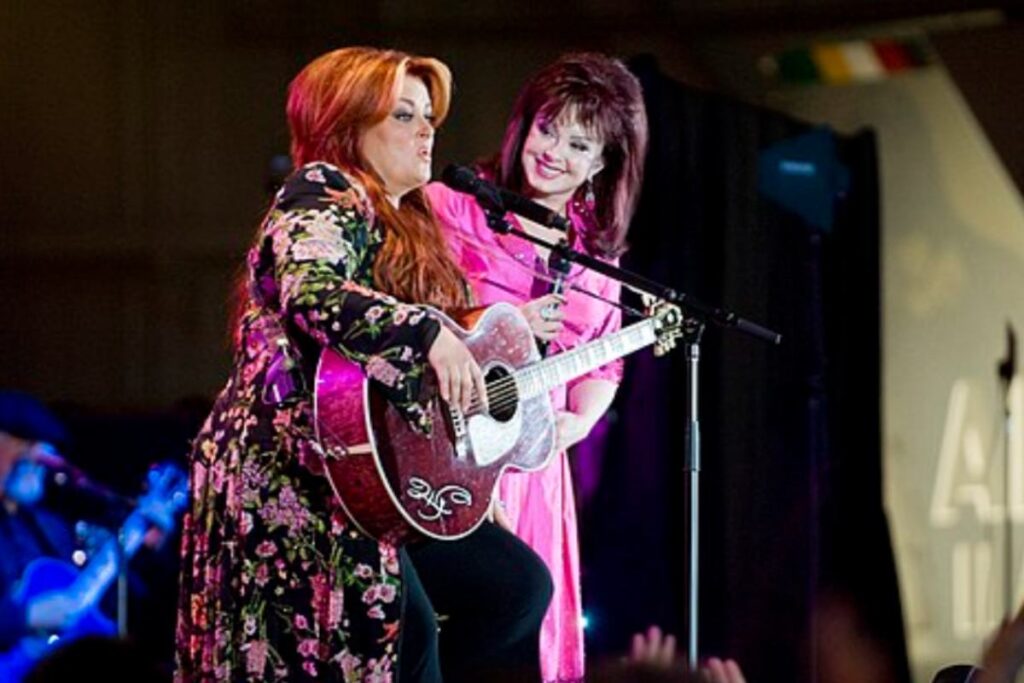 A picture of Wynonna and Naomi Judd