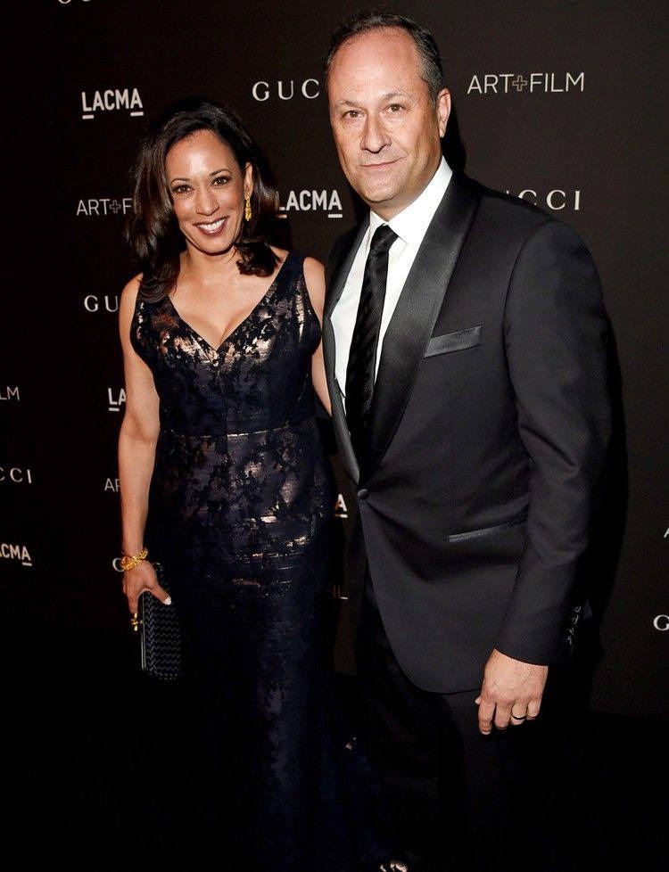 A picture of Kamala Harris and husband