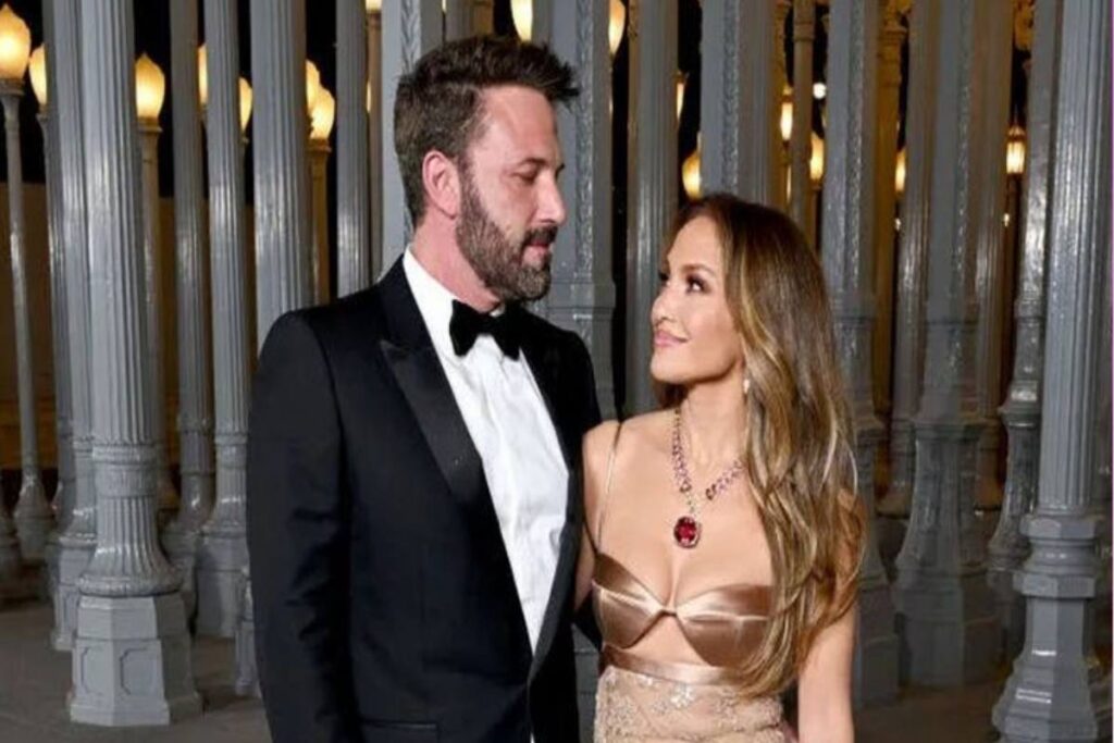 A picture of Jennifer Lopez and Ben Affleck