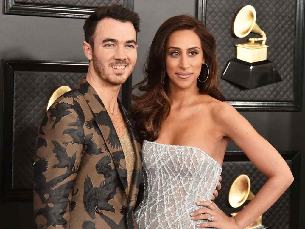 Kevin Jonas and his wife