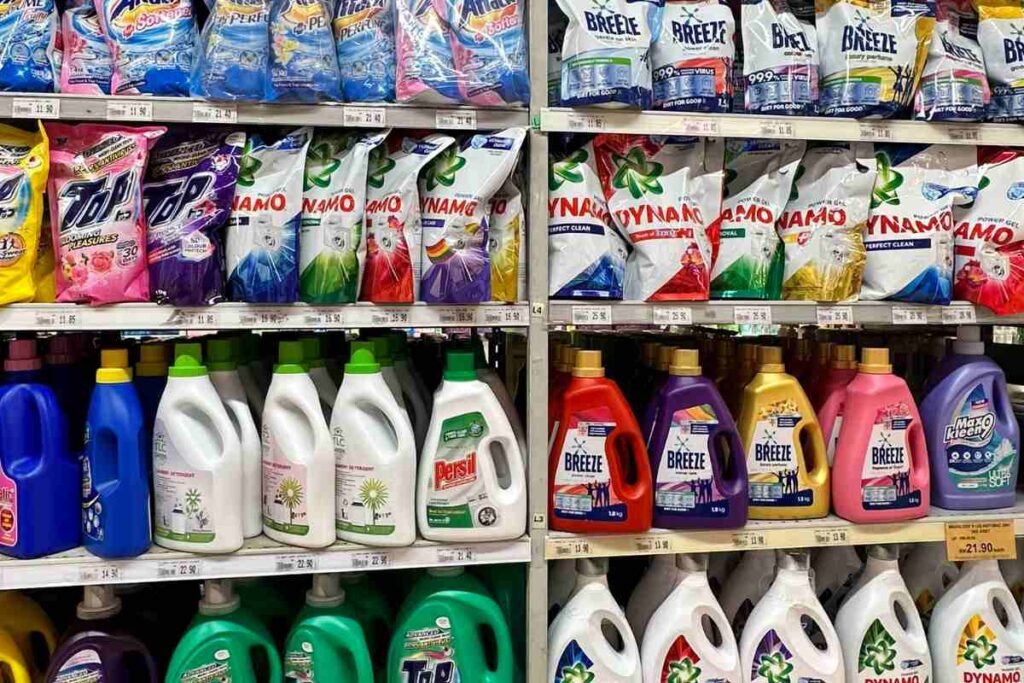 A picture of a shelf of Laundry Detergents