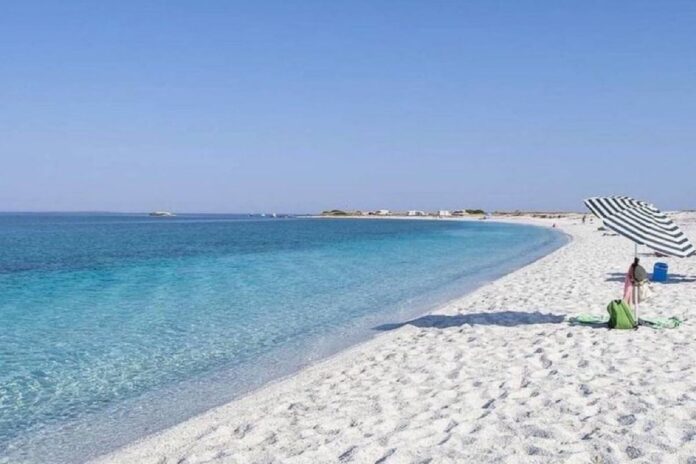 A picture of a Beach in Italy