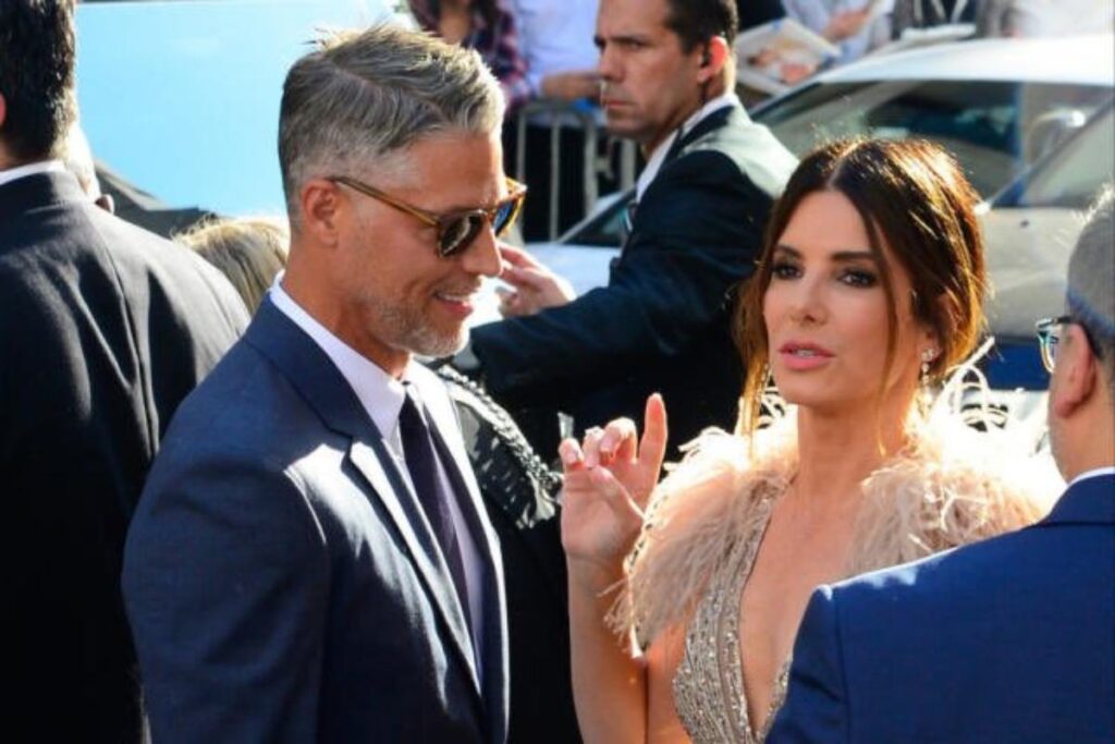 A picture of Bryan Randall and Sandra Bullock