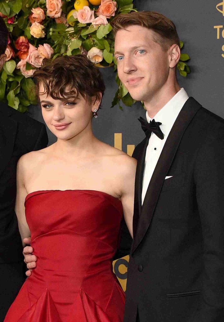 A picture of Joey King and Steven Piet