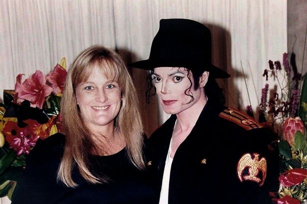 A picture of Michael Jackson and Debbie Rowe