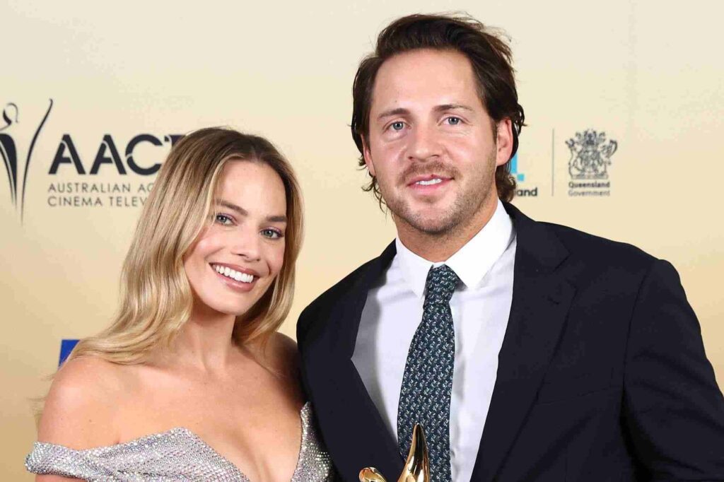 A picture of Margot Robbie and Tom Ackerley