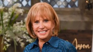 Leslie Charleson