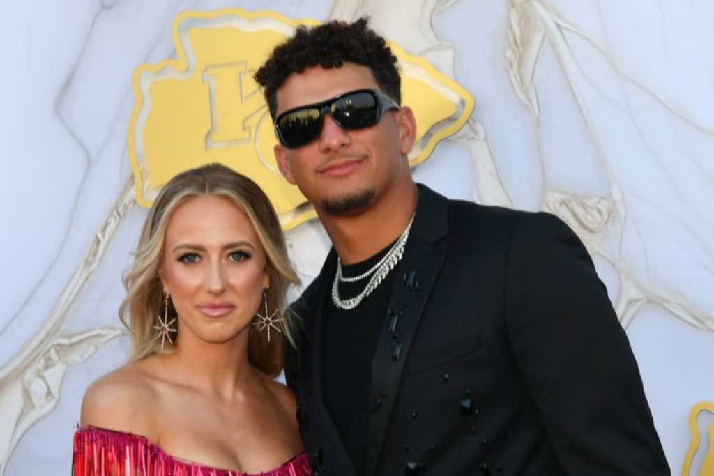 A picture of Brittany and Patrick Mahomes