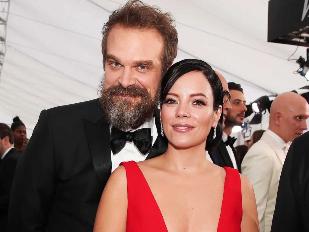 A Picture of Lily Allen and David Harbour