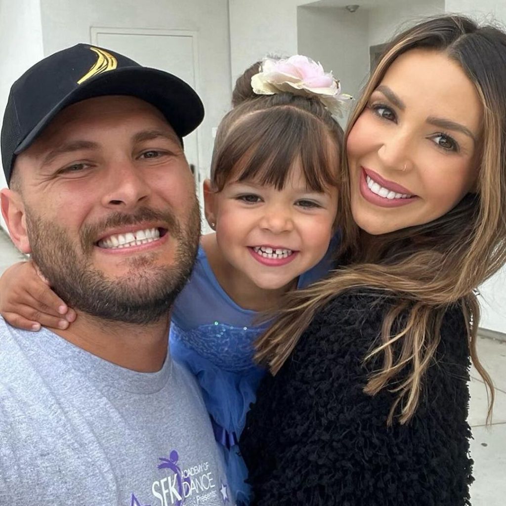 Image of Scheana Shay, Brock Davies and daughter