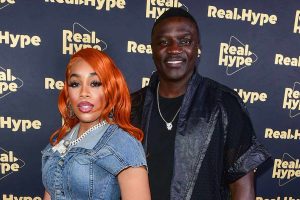 Image of Akon and his wife